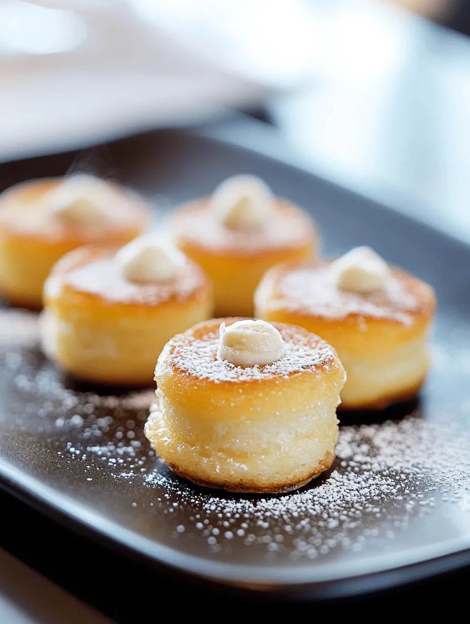 Bananen Mini-Pancakes sind nicht nur ein köstlicher Genuss, sie sind auch eine hervorragende Möglichkeit, den Tag nahrhaft und gesund zu beginnen. Diese kleinen, fluffigen Pfannkuchen sind eine willkommene Abwechslung zu den klassischen, oft schwereren Frühstücksoptionen. Mit ihrem süßen Geschmack und der zarten Konsistenz sind sie nicht nur bei Kindern beliebt, sondern erfreuen sich auch bei Erwachsenen großer Beliebtheit. Das Beste daran ist, dass sie einfach zuzubereiten sind und sich leicht anpassen lassen, um verschiedene Geschmäcker und diätetische Bedürfnisse zu berücksichtigen.